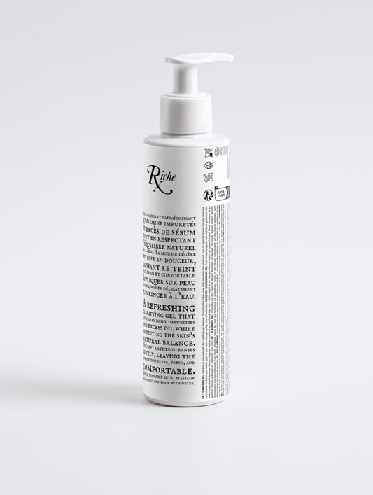 GEL NETTOYANT CLARIFIANT À L’ALOÈS